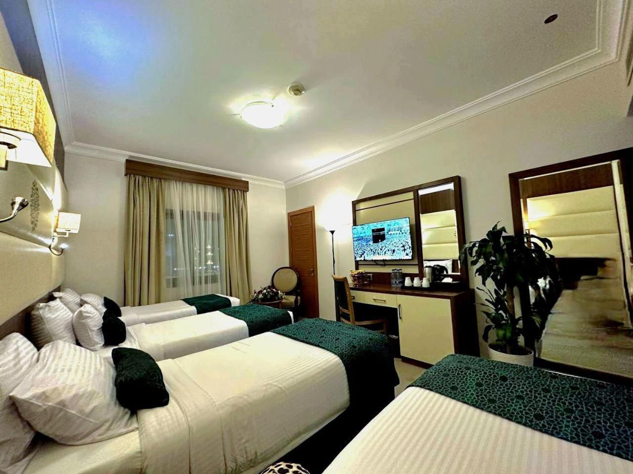 One Inn Hotel Medina Ngoại thất bức ảnh